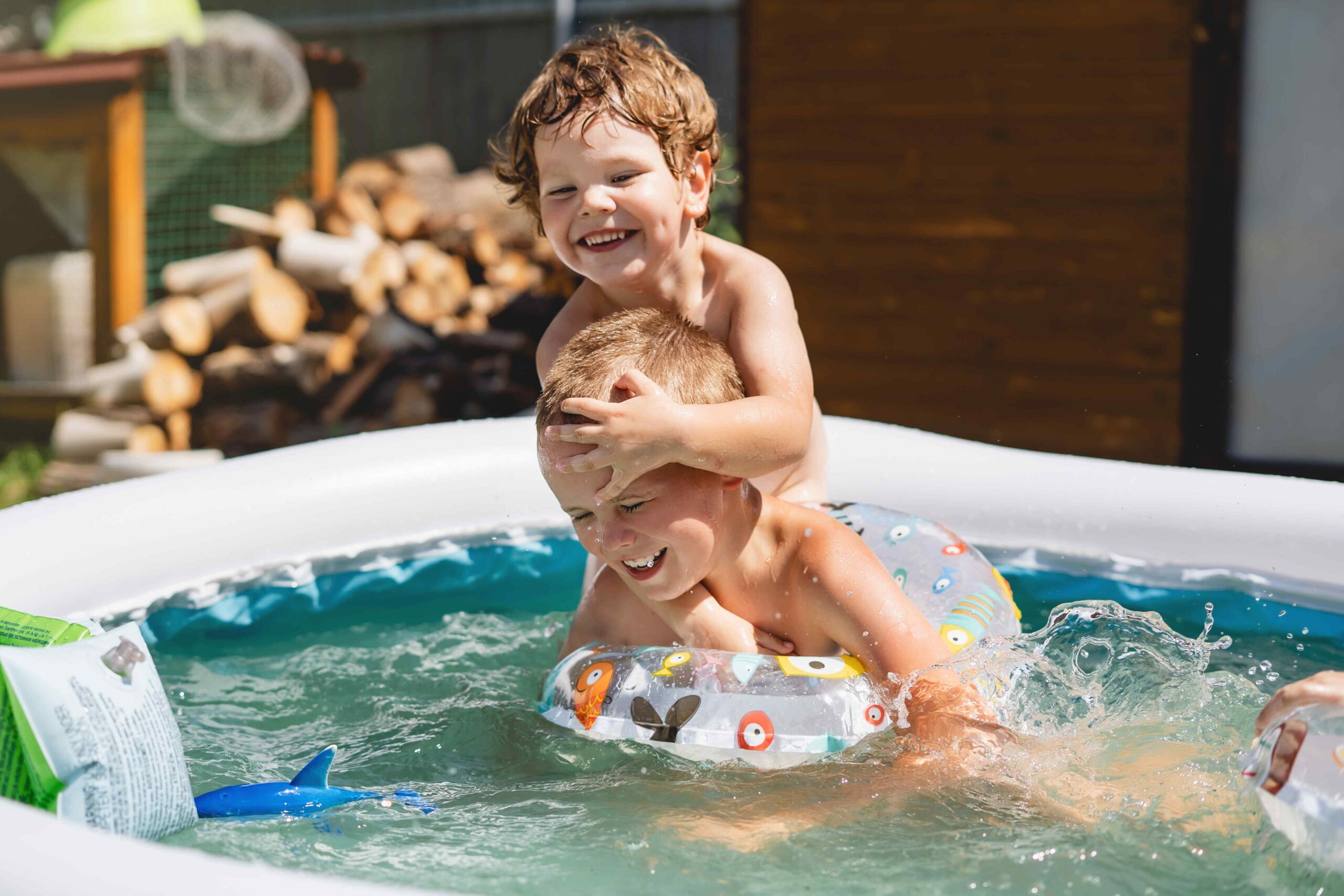 You are currently viewing Ensuring Safety Around Swimming Pools in Foster Homes